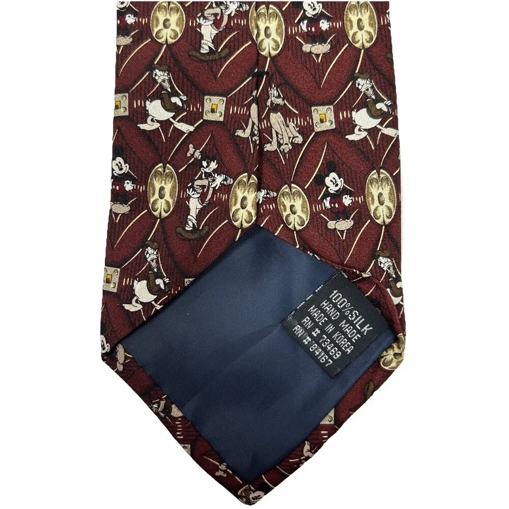 Walt Disney World Silk Maroon Tie Mickey Mouse Goofy Pluto Donald Duck 57.5
